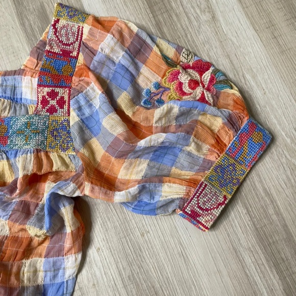 Johnny Was PETUNIA SQUARE NECK PARK BLOUSE. Size: XS - Picture 9 of 11